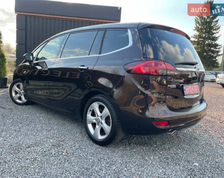 Коричневый Опель Zafira Tourer, объемом двигателя 2 л и пробегом 230 тыс. км за 11550 $, фото 42 на Automoto.ua