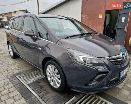 Коричневый Опель Zafira Tourer, объемом двигателя 0 л и пробегом 236 тыс. км за 12000 $, фото 2 на Automoto.ua