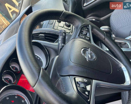 Коричневый Опель Zafira Tourer, объемом двигателя 2 л и пробегом 230 тыс. км за 11550 $, фото 30 на Automoto.ua