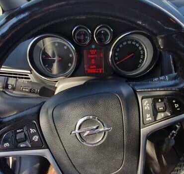 Опель Zafira Tourer 2013 в Надворной на Automoto.ua Коричневый Опель Zafira Tourer, объемом двигателя 1.96 л и пробегом 280 тыс. км за 9000 $, фото 9 на Automoto.ua