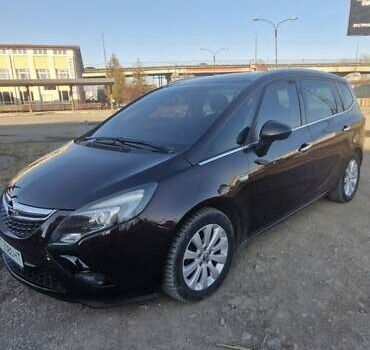 Опель Zafira Tourer 2013 в Надворной на Automoto.ua Коричневый Опель Zafira Tourer, объемом двигателя 1.96 л и пробегом 280 тыс. км за 9000 $, фото 2 на Automoto.ua