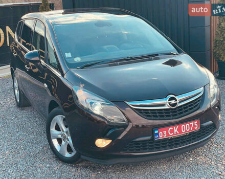 Коричневый Опель Zafira Tourer, объемом двигателя 2 л и пробегом 230 тыс. км за 11550 $, фото 9 на Automoto.ua