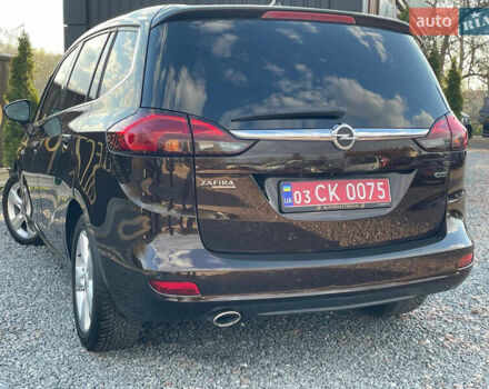Коричневый Опель Zafira Tourer, объемом двигателя 2 л и пробегом 230 тыс. км за 11550 $, фото 39 на Automoto.ua