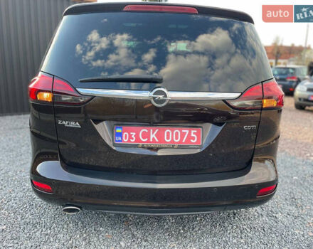 Коричневый Опель Zafira Tourer, объемом двигателя 2 л и пробегом 230 тыс. км за 11550 $, фото 5 на Automoto.ua