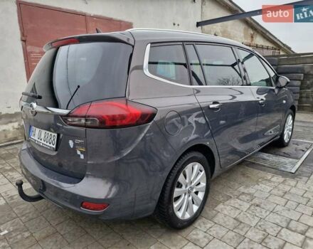 Коричневый Опель Zafira Tourer, объемом двигателя 0 л и пробегом 236 тыс. км за 12000 $, фото 3 на Automoto.ua
