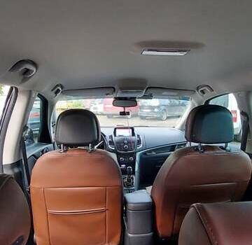 Коричневый Опель Zafira Tourer, объемом двигателя 1.6 л и пробегом 316 тыс. км за 11000 $, фото 8 на Automoto.ua