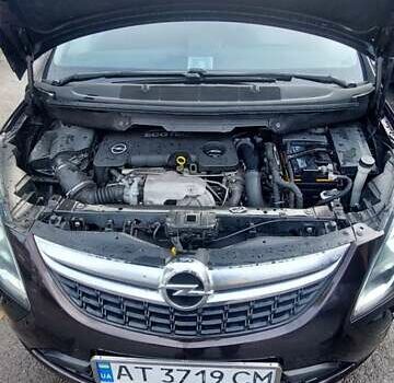 Коричневый Опель Zafira Tourer, объемом двигателя 1.6 л и пробегом 316 тыс. км за 11000 $, фото 10 на Automoto.ua