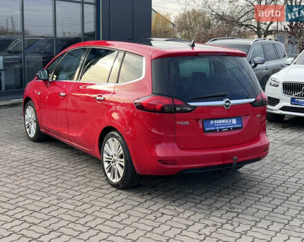 Красный Опель Zafira Tourer, объемом двигателя 2 л и пробегом 199 тыс. км за 10490 $, фото 41 на Automoto.ua