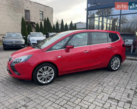 Красный Опель Zafira Tourer, объемом двигателя 2 л и пробегом 199 тыс. км за 10490 $, фото 8 на Automoto.ua