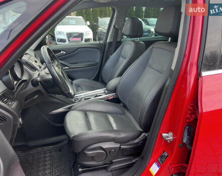 Красный Опель Zafira Tourer, объемом двигателя 2 л и пробегом 199 тыс. км за 10490 $, фото 13 на Automoto.ua