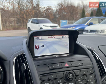 Красный Опель Zafira Tourer, объемом двигателя 2 л и пробегом 199 тыс. км за 10490 $, фото 21 на Automoto.ua