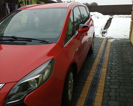 Червоний Опель Zafira Tourer, об'ємом двигуна 1.6 л та пробігом 320 тис. км за 8300 $, фото 1 на Automoto.ua