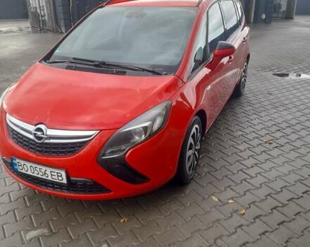 Червоний Опель Zafira Tourer, об'ємом двигуна 1.4 л та пробігом 359 тис. км за 8400 $, фото 4 на Automoto.ua