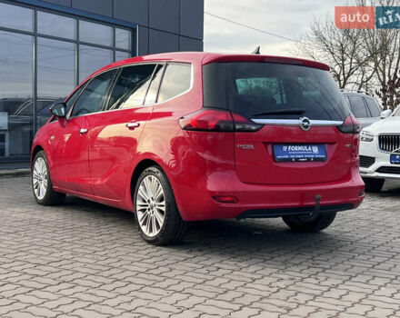 Красный Опель Zafira Tourer, объемом двигателя 2 л и пробегом 199 тыс. км за 10490 $, фото 42 на Automoto.ua