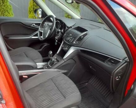 Опель Zafira Tourer 2012 у Тернополі на Automoto.ua Червоний Опель Zafira Tourer, об'ємом двигуна 1.4 л та пробігом 359 тис. км за 8400 $, фото 1 на Automoto.ua