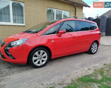 Червоний Опель Zafira Tourer, об'ємом двигуна 1.6 л та пробігом 205 тис. км за 10999 $, фото 1 на Automoto.ua
