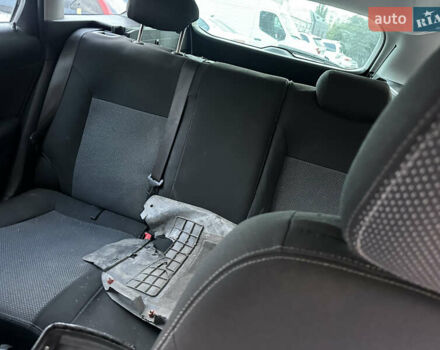 Опель Zafira Tourer, об'ємом двигуна 1.7 л та пробігом 180 тис. км за 2500 $, фото 11 на Automoto.ua