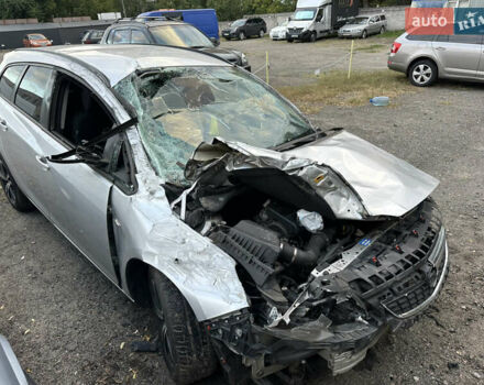 Опель Zafira Tourer, об'ємом двигуна 1.7 л та пробігом 180 тис. км за 2500 $, фото 4 на Automoto.ua