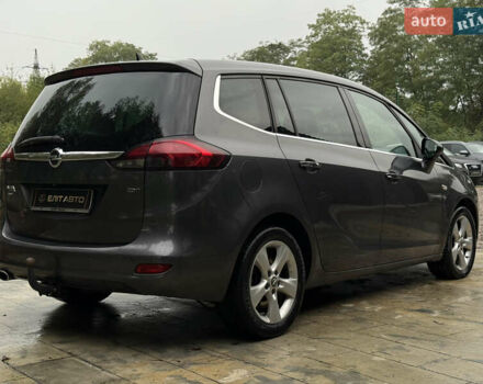 Опель Zafira Tourer 2011 в Ивано-Франковске на Automoto.ua Опель Zafira Tourer, объемом двигателя 2 л и пробегом 236 тыс. км за 9999 $, фото 3 на Automoto.ua