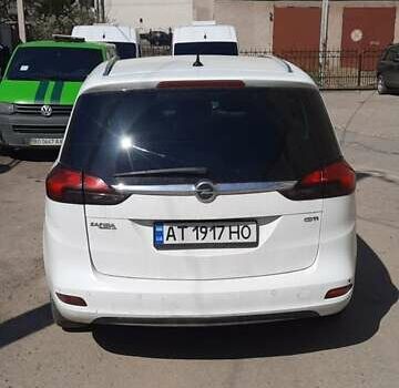 Опель Zafira Tourer, объемом двигателя 1.96 л и пробегом 206 тыс. км за 9800 $, фото 19 на Automoto.ua