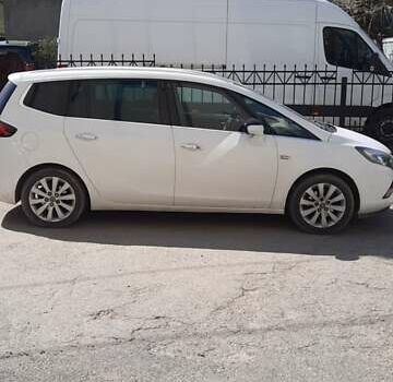 Опель Zafira Tourer, об'ємом двигуна 1.96 л та пробігом 206 тис. км за 9800 $, фото 18 на Automoto.ua