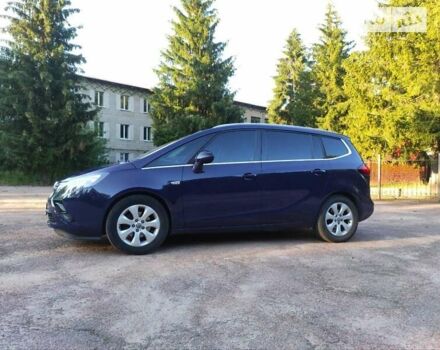 Опель Zafira Tourer, объемом двигателя 1.6 л и пробегом 240 тыс. км за 8950 $, фото 2 на Automoto.ua