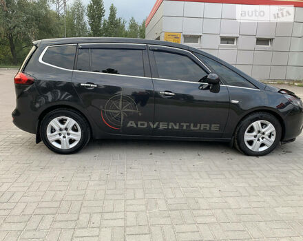 Опель Zafira Tourer, объемом двигателя 2 л и пробегом 248 тыс. км за 11299 $, фото 29 на Automoto.ua