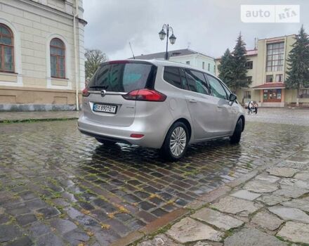 Опель Zafira Tourer, об'ємом двигуна 1.6 л та пробігом 231 тис. км за 9500 $, фото 6 на Automoto.ua