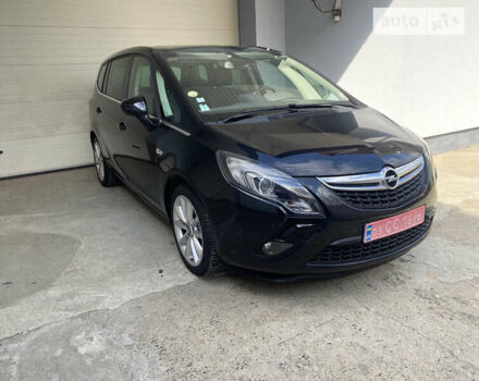 Опель Zafira Tourer, объемом двигателя 1.6 л и пробегом 253 тыс. км за 10650 $, фото 3 на Automoto.ua