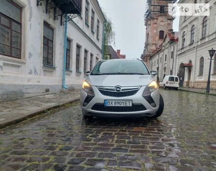 Опель Zafira Tourer, объемом двигателя 1.6 л и пробегом 231 тыс. км за 9500 $, фото 8 на Automoto.ua