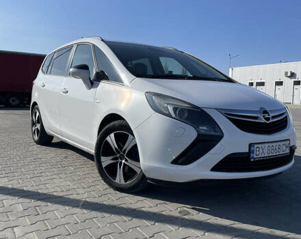 Опель Zafira Tourer, объемом двигателя 2 л и пробегом 274 тыс. км за 8500 $, фото 3 на Automoto.ua