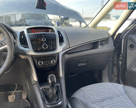 Опель Zafira Tourer, объемом двигателя 0 л и пробегом 222 тыс. км за 6350 $, фото 8 на Automoto.ua