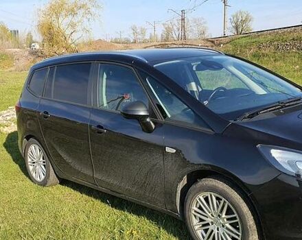 Опель Zafira Tourer, об'ємом двигуна 1.6 л та пробігом 235 тис. км за 9500 $, фото 12 на Automoto.ua