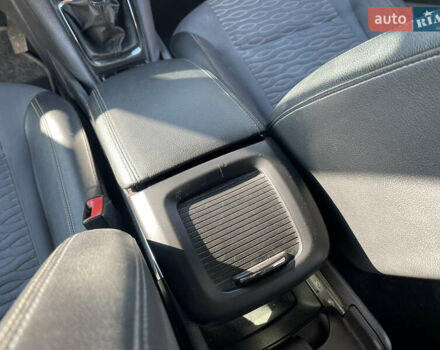Опель Zafira Tourer, объемом двигателя 0 л и пробегом 222 тыс. км за 6350 $, фото 10 на Automoto.ua