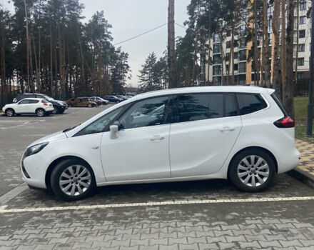 Опель Zafira Tourer, об'ємом двигуна 1.6 л та пробігом 307 тис. км за 10800 $, фото 8 на Automoto.ua