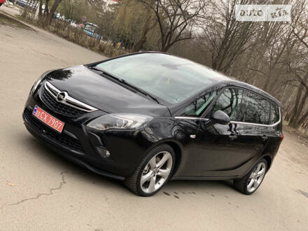 Опель Zafira Tourer, объемом двигателя 2 л и пробегом 237 тыс. км за 10200 $, фото 1 на Automoto.ua