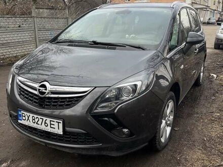 Опель Zafira Tourer 2012 у Хмельницькому на Automoto.ua Опель Zafira Tourer, об'ємом двигуна 2 л та пробігом 210 тис. км за 10200 $, фото 1 на Automoto.ua