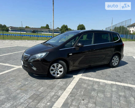 Опель Zafira Tourer, об'ємом двигуна 1.6 л та пробігом 208 тис. км за 9500 $, фото 1 на Automoto.ua