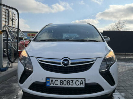 Опель Zafira Tourer, объемом двигателя 1.96 л и пробегом 281 тыс. км за 9700 $, фото 1 на Automoto.ua