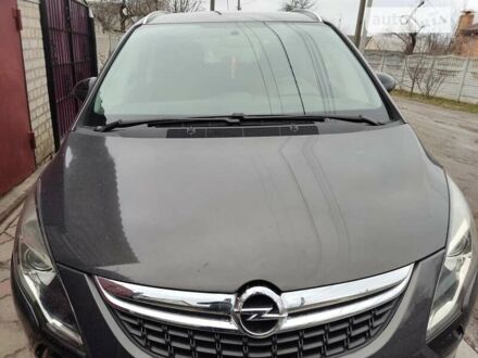 Опель Zafira Tourer, объемом двигателя 1.6 л и пробегом 221 тыс. км за 10999 $, фото 1 на Automoto.ua