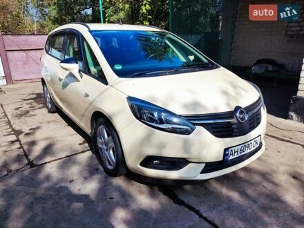 Опель Zafira Tourer 2018 в Доброполье на Automoto.ua Опель Zafira Tourer, объемом двигателя 2 л и пробегом 250 тыс. км за 13500 $, фото 1 на Automoto.ua