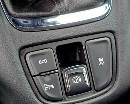 Серый Опель Zafira Tourer, объемом двигателя 2 л и пробегом 142 тыс. км за 12000 $, фото 13 на Automoto.ua