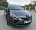Серый Опель Zafira Tourer, объемом двигателя 2 л и пробегом 198 тыс. км за 10300 $, фото 1 на Automoto.ua
