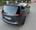 Серый Опель Zafira Tourer, объемом двигателя 2 л и пробегом 198 тыс. км за 10300 $, фото 7 на Automoto.ua