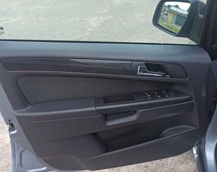 Серый Опель Zafira Tourer, объемом двигателя 1.8 л и пробегом 207 тыс. км за 7500 $, фото 8 на Automoto.ua