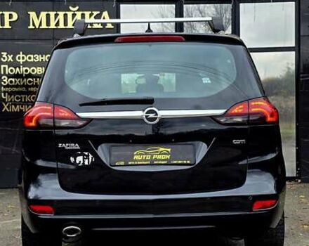 Сірий Опель Zafira Tourer, об'ємом двигуна 2 л та пробігом 142 тис. км за 12000 $, фото 1 на Automoto.ua