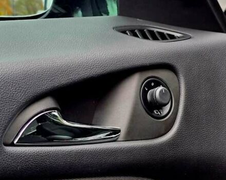 Серый Опель Zafira Tourer, объемом двигателя 2 л и пробегом 142 тыс. км за 12000 $, фото 19 на Automoto.ua