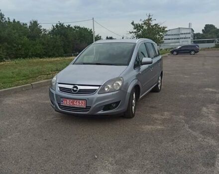 Серый Опель Zafira Tourer, объемом двигателя 1.8 л и пробегом 207 тыс. км за 7500 $, фото 5 на Automoto.ua