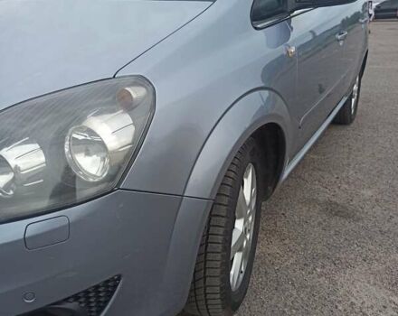 Серый Опель Zafira Tourer, объемом двигателя 1.8 л и пробегом 207 тыс. км за 7500 $, фото 10 на Automoto.ua
