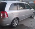 Серый Опель Zafira Tourer, объемом двигателя 1.9 л и пробегом 240 тыс. км за 6400 $, фото 4 на Automoto.ua